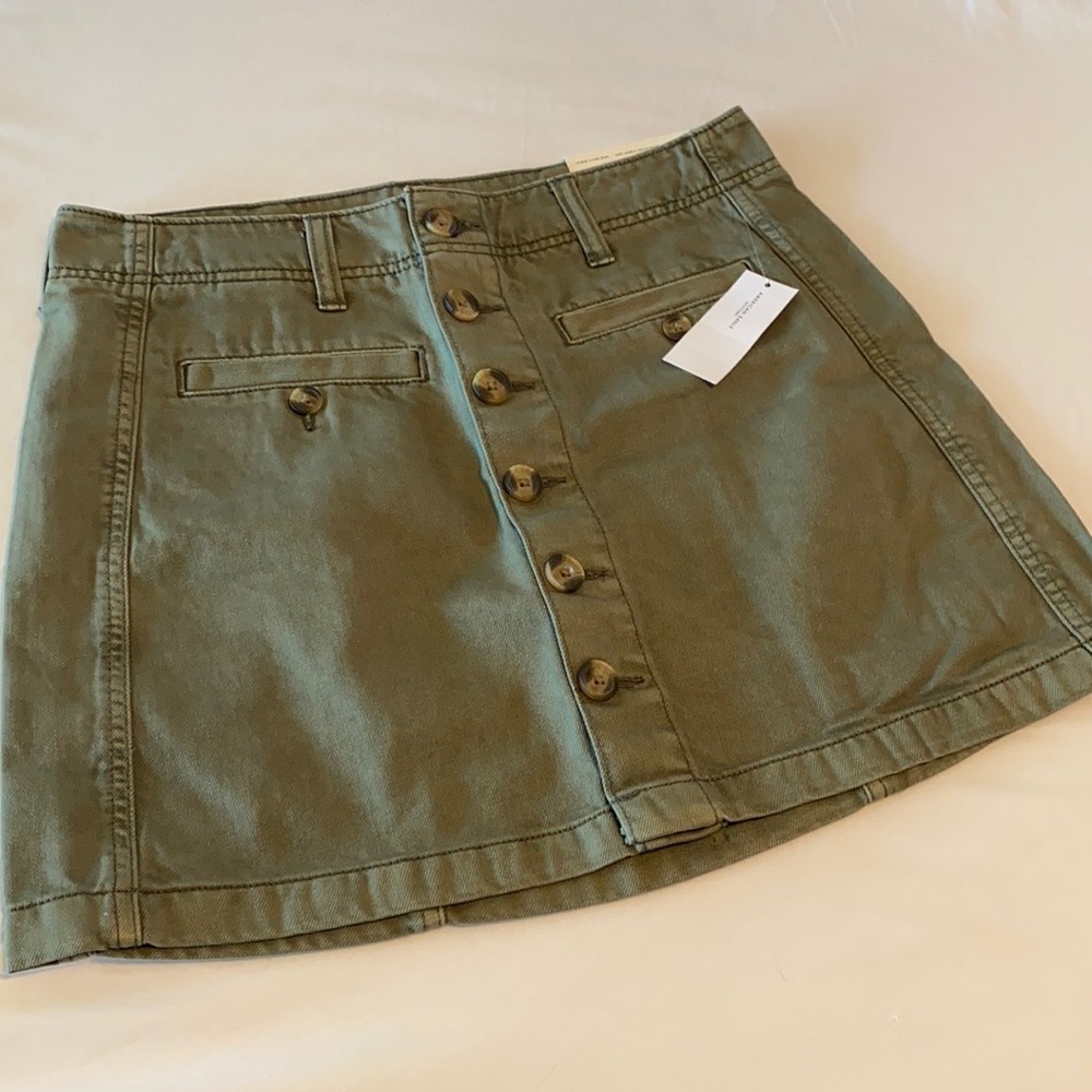 American Eagle Outfitters Olive Green Button-Front A-Line Skirt